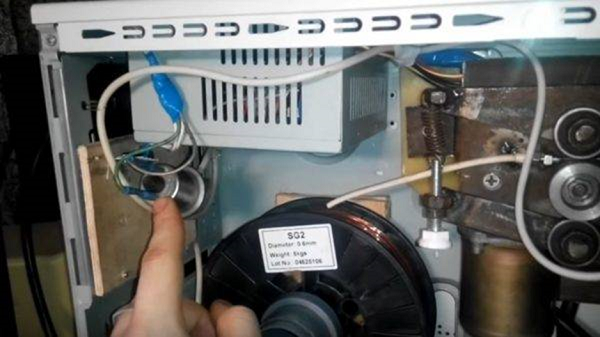 Расположение в корпусе