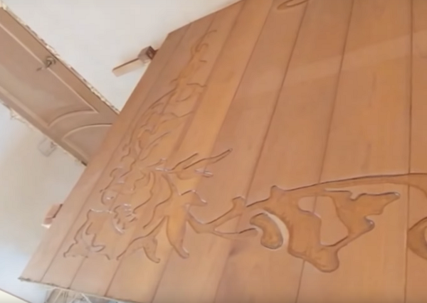 Шлифовка и покрытие лаком